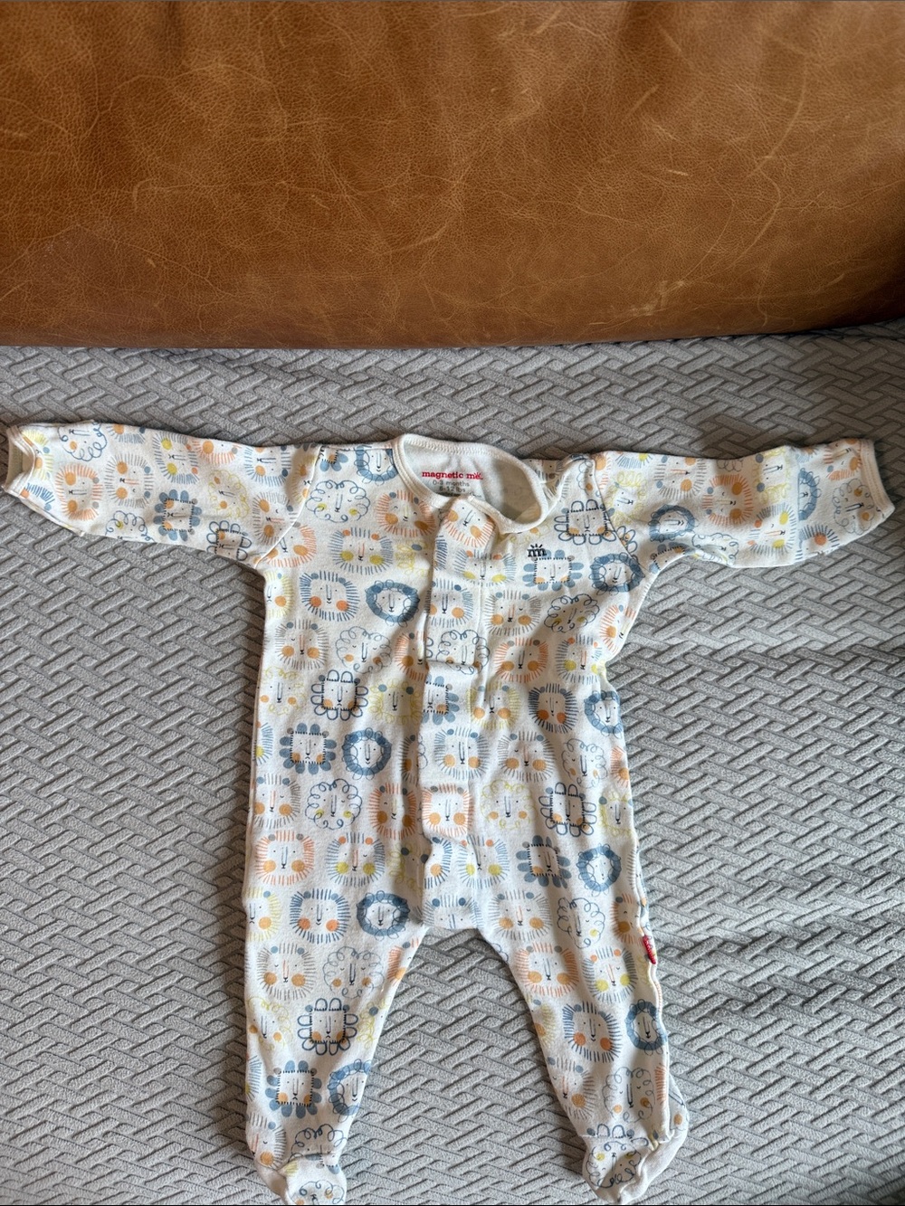 Magnetic Me 0-3 month sleep footed pajama bundle - Picture 2 of 5